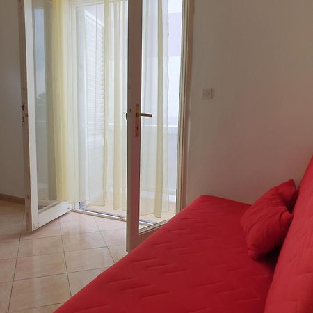 Apartments Slavica Раб Екстер'єр фото