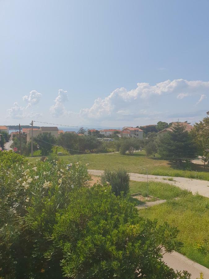 Apartments Slavica Раб Екстер'єр фото